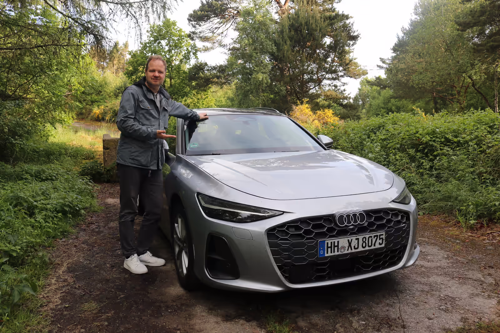 Audi A6 Avant Cockpit und Lenkrad